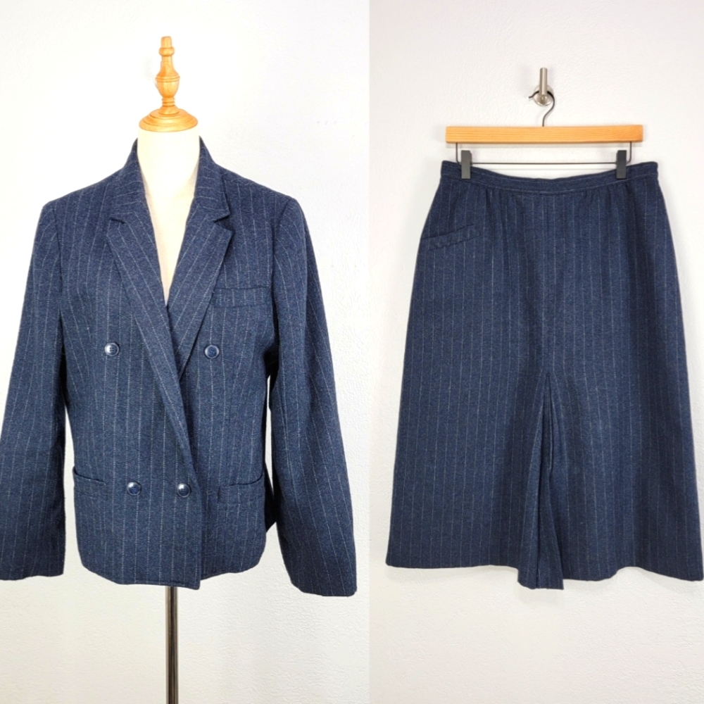 Vintage First Avenue Wool Blend Blue Pinstripe Blazer & Skirt Set Size 16